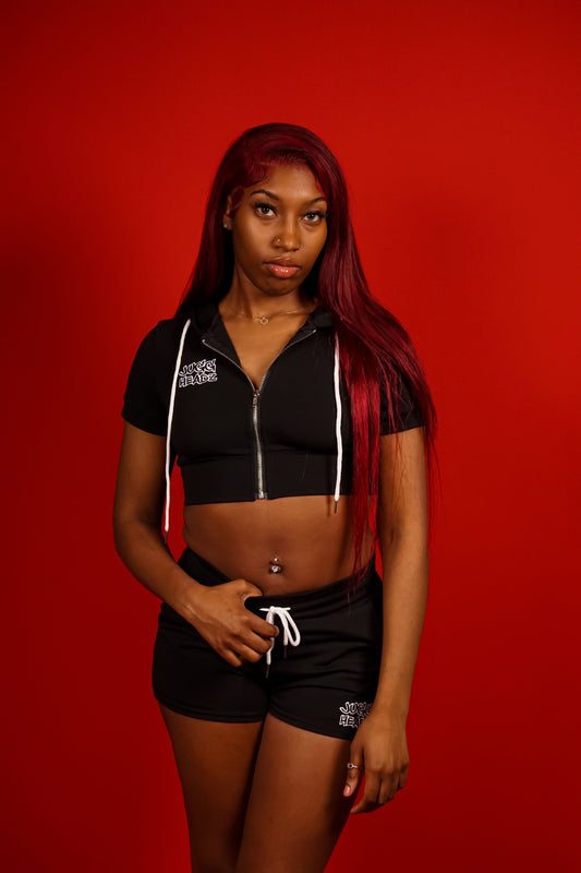 Woman’s Black “JUGG Set”